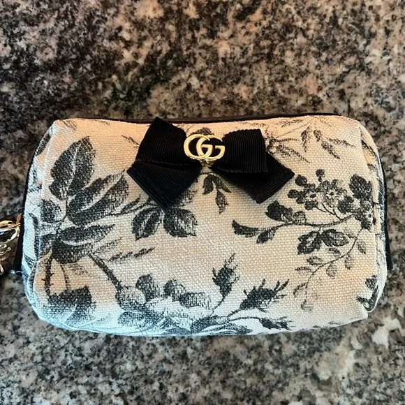 Gucci Black and Beige Floral Herbarium Bag